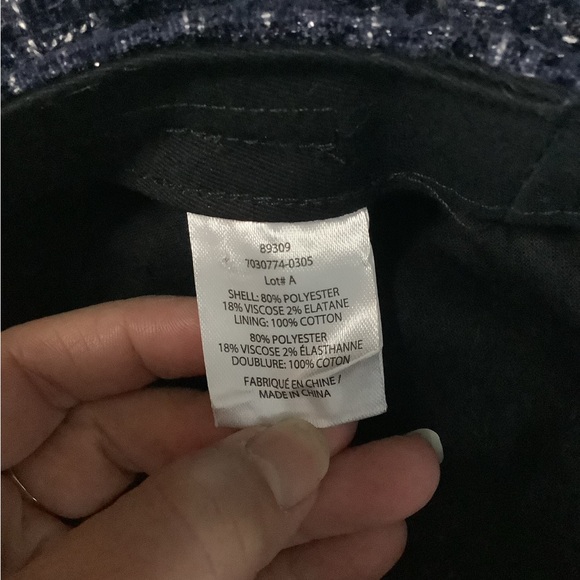 Plaid newsboy hat with faux leather trim - Picture 3 of 8